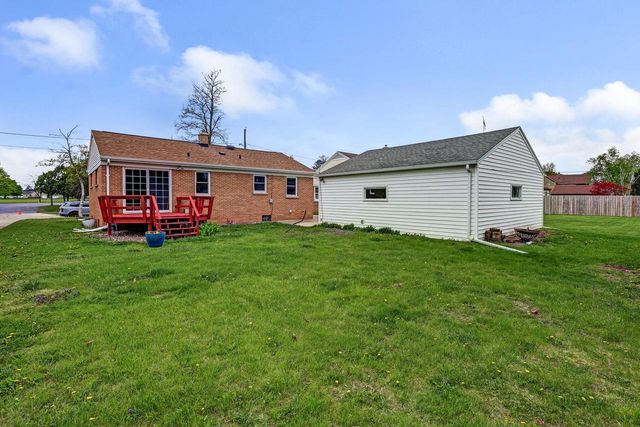 625 S 32nd STREET, Manitowoc, WI 54220