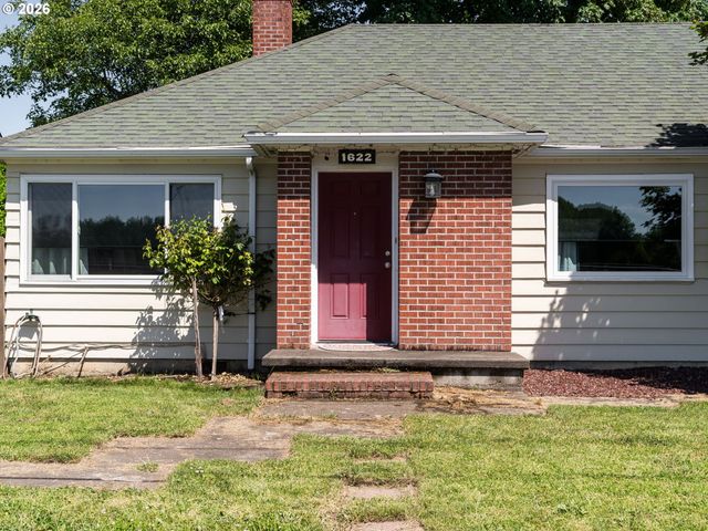 1622 Se DAVIS St, Mc Minnville, OR 97128