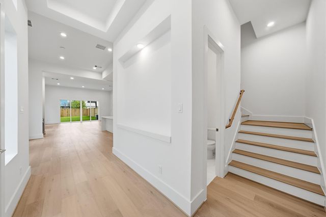835 W 25th Street, Houston, TX 77008
