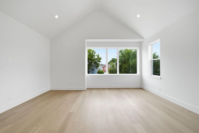 835 W 25th Street, Houston, TX 77008