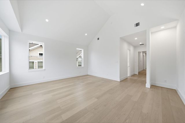 835 W 25th Street, Houston, TX 77008