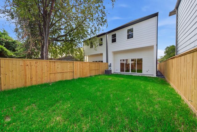 835 W 25th Street, Houston, TX 77008