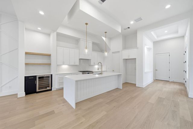835 W 25th Street, Houston, TX 77008