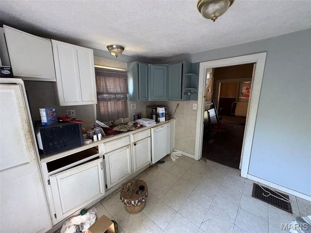 301 Plum Street, Collinsville, IL 62234