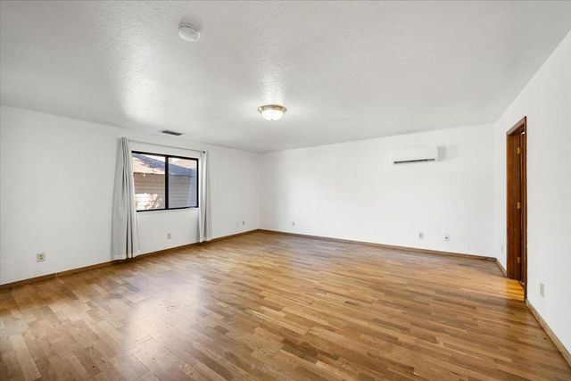 4822 Livoti Ave, Fair Oaks, CA 95628