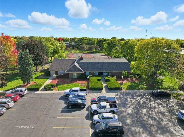 144 E Bailey Road L, Naperville, IL 60565