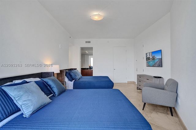 16001 Collins Ave 805, Sunny Isles Beach, FL 33160