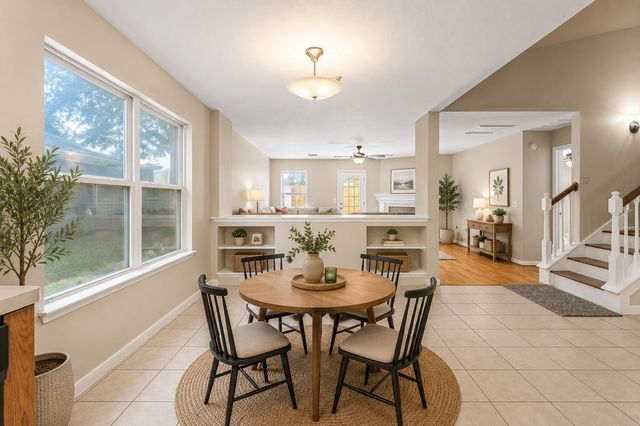 11819 S Brenton Knoll Drive, Tomball, TX 77375