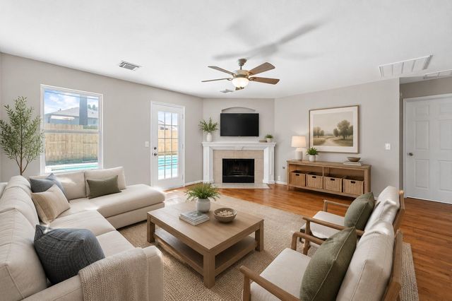 11819 S Brenton Knoll Drive, Tomball, TX 77375