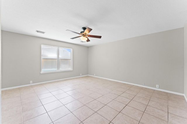 11819 S Brenton Knoll Drive, Tomball, TX 77375