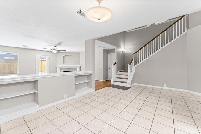 11819 S Brenton Knoll Drive, Tomball, TX 77375