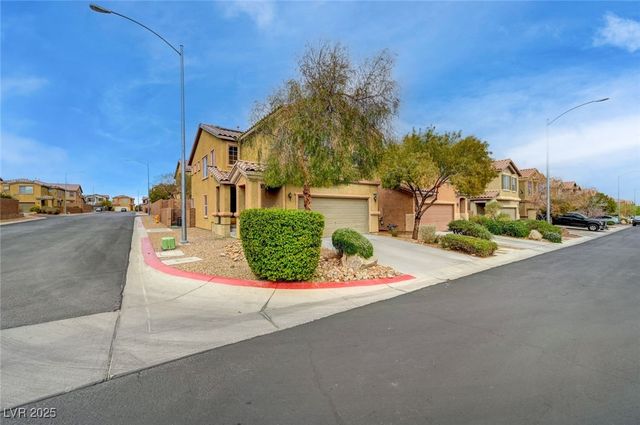 9180 Wine Cellar Avenue, Las Vegas, NV 89148