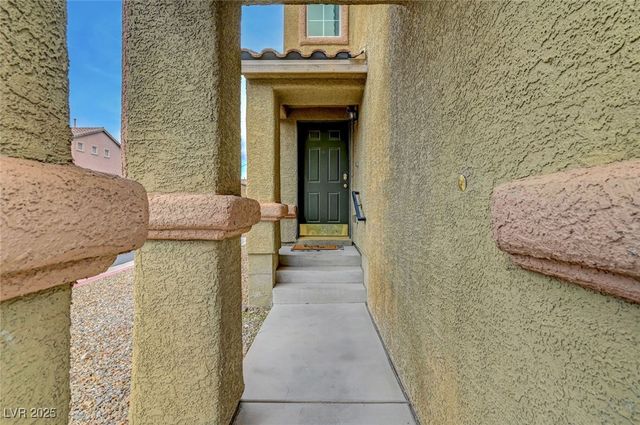 9180 Wine Cellar Avenue, Las Vegas, NV 89148