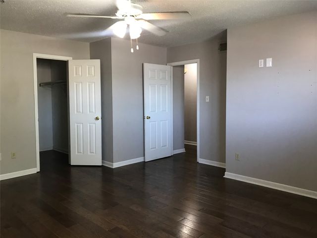 300 Jackson Avenue, Bossier City, LA 71112