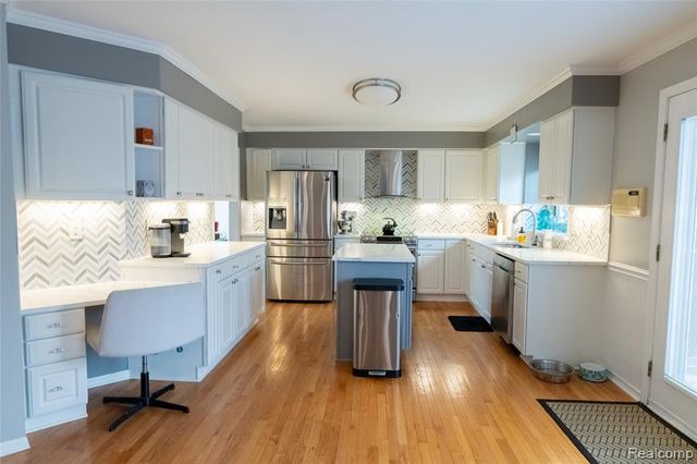 22426 Moorgate Street, Novi, MI 48374