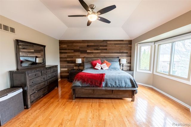 22426 Moorgate Street, Novi, MI 48374