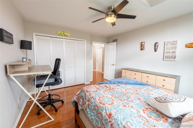 22426 Moorgate Street, Novi, MI 48374