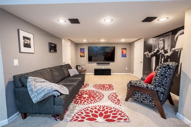 22426 Moorgate Street, Novi, MI 48374