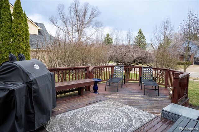 22426 Moorgate Street, Novi, MI 48374