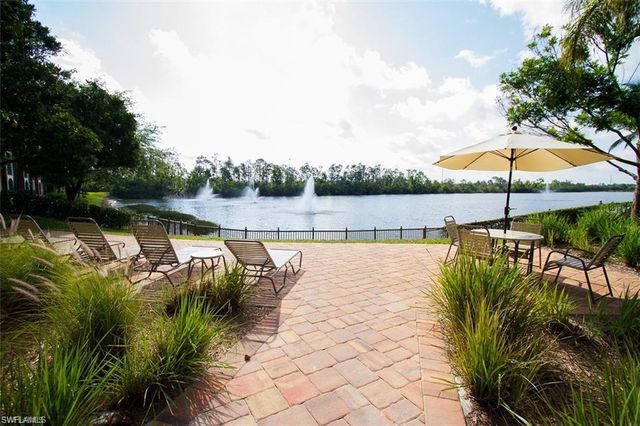 1105 Reserve CT 206, Naples, FL 34105
