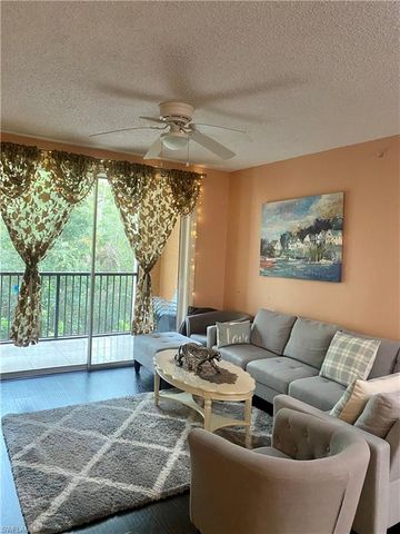 1105 Reserve CT 206, Naples, FL 34105