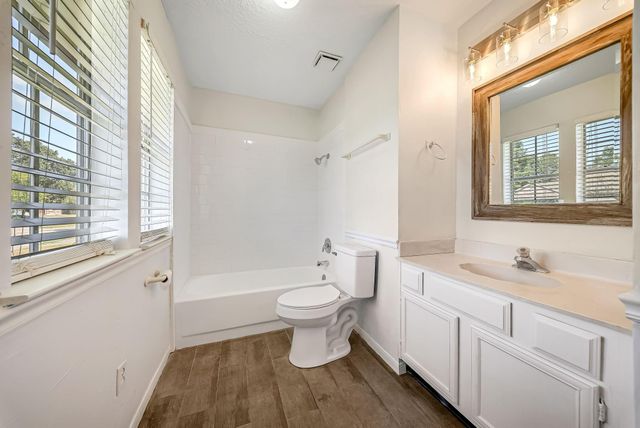 16897 Blue Jay Street, Conroe, TX 77385