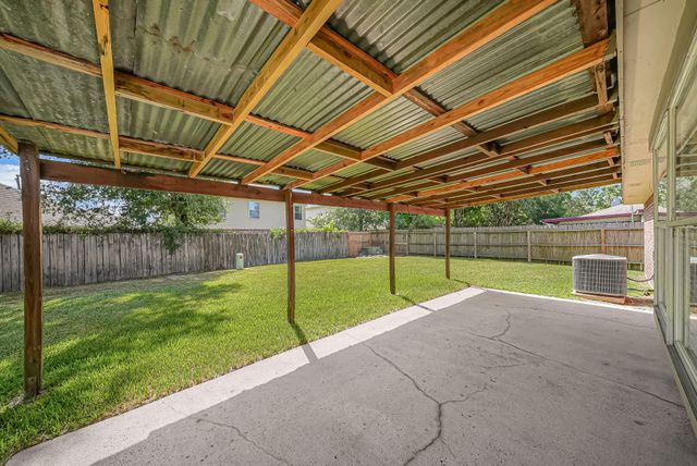 16897 Blue Jay Street, Conroe, TX 77385