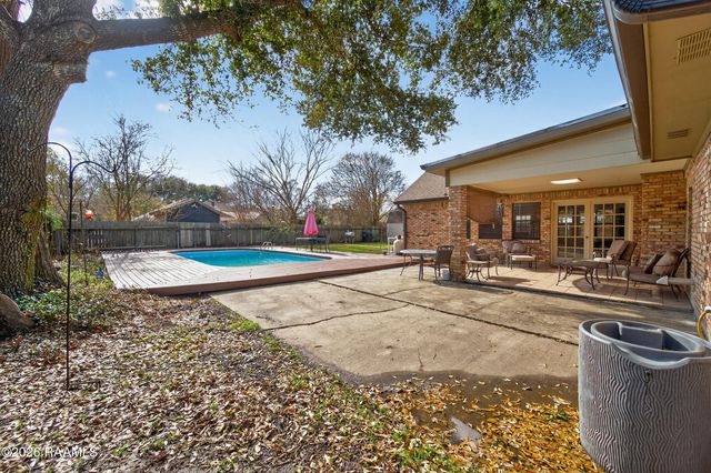 116 Warwicke Drive, Lafayette, LA 70508