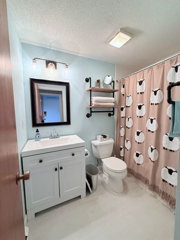 220 Hubbard Pond Rd Unit 2, New Ipswich, NH 03071