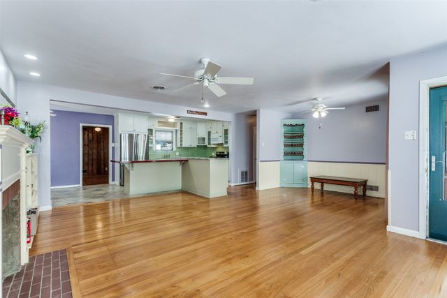 813 19th Street, Plano, TX 75074