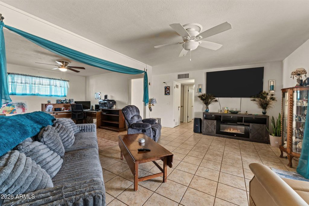 640 N HEIGHTS Road, Wickenburg, AZ 85390 — photo 5
