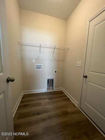 313 Cotton Hill Place, Hubert, NC 28539