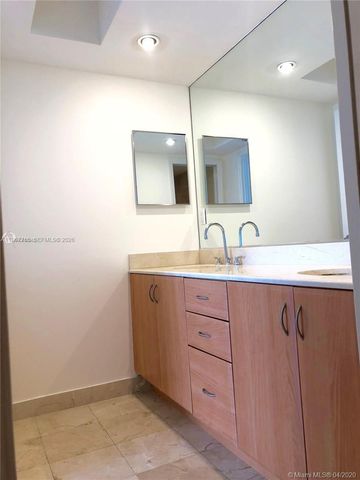 6917 Collins Ave 1204, Miami Beach, FL 33141