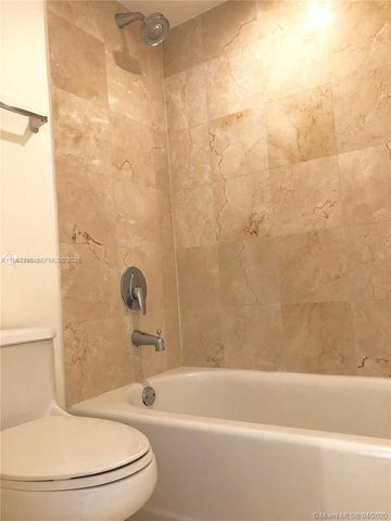 6917 Collins Ave 1204, Miami Beach, FL 33141