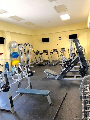 6917 Collins Ave 1204, Miami Beach, FL 33141