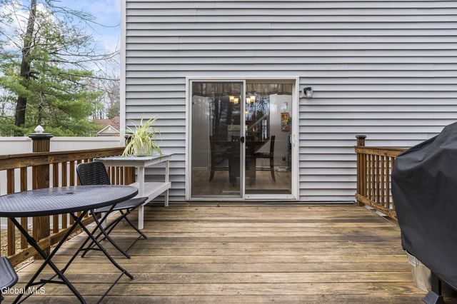 39 Woodthrush Court, Milton, NY 12020
