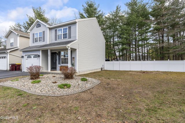 39 Woodthrush Court, Milton, NY 12020