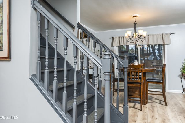 39 Woodthrush Court, Milton, NY 12020