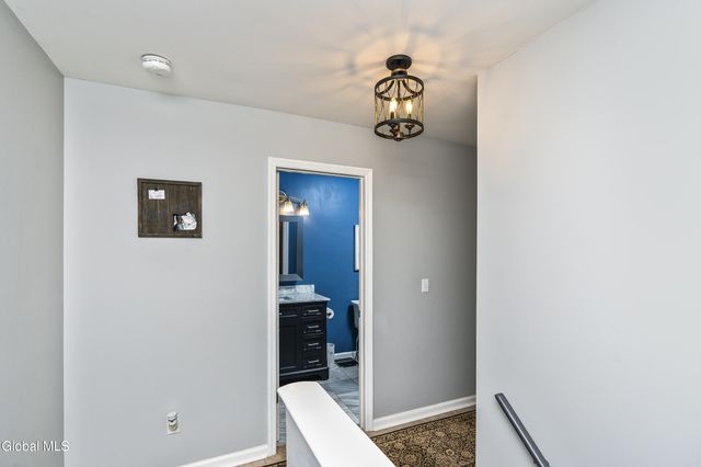 39 Woodthrush Court, Milton, NY 12020