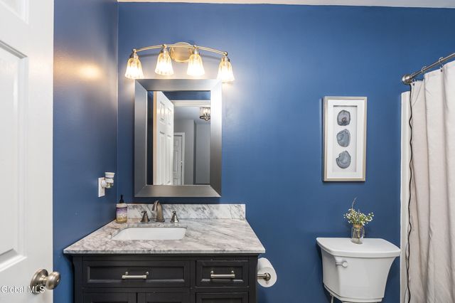 39 Woodthrush Court, Milton, NY 12020