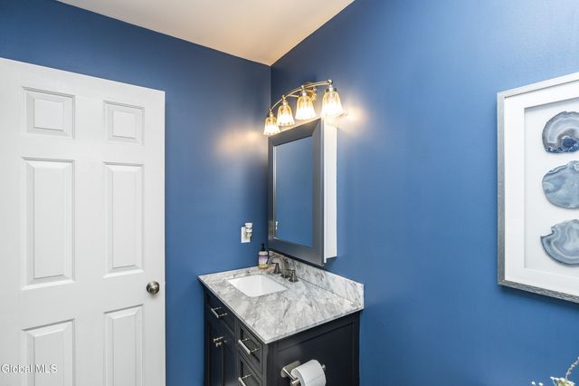 39 Woodthrush Court, Milton, NY 12020
