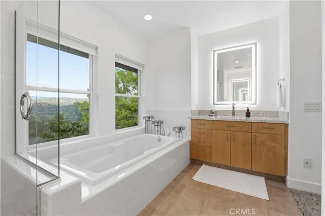 41819 Lilley Mountain Drive, Coarsegold, CA 93614