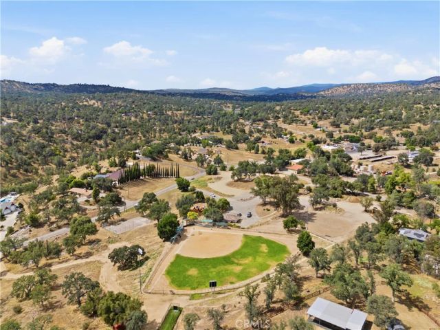 41819 Lilley Mountain Drive, Coarsegold, CA 93614
