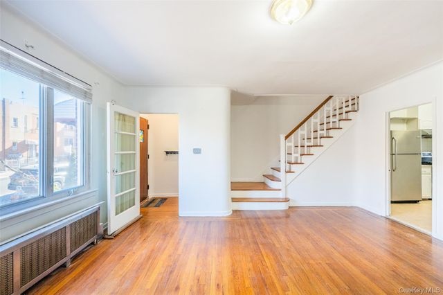 5244 79th Street, Elmhurst, NY 11373