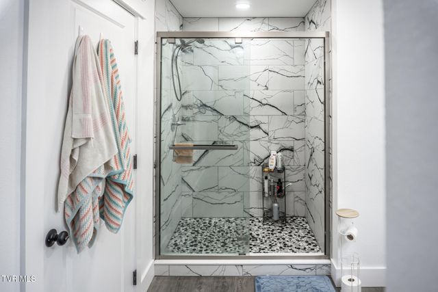 80 Polly Anna Drive, Mosheim, TN 37818