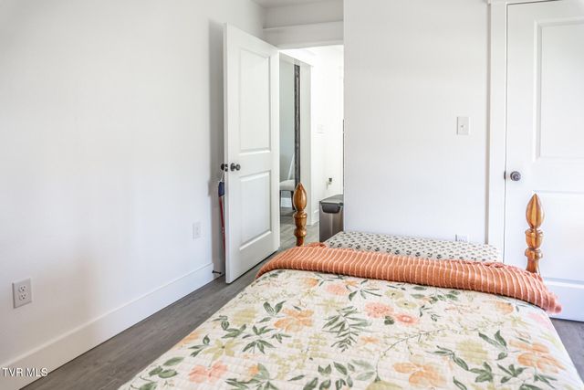 80 Polly Anna Drive, Mosheim, TN 37818