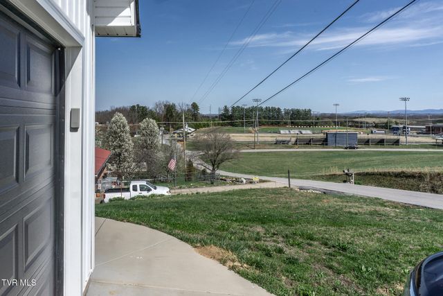 80 Polly Anna Drive, Mosheim, TN 37818