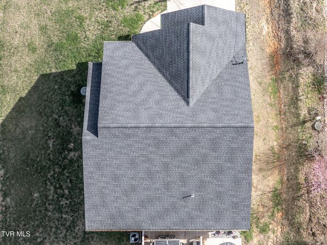 80 Polly Anna Drive, Mosheim, TN 37818