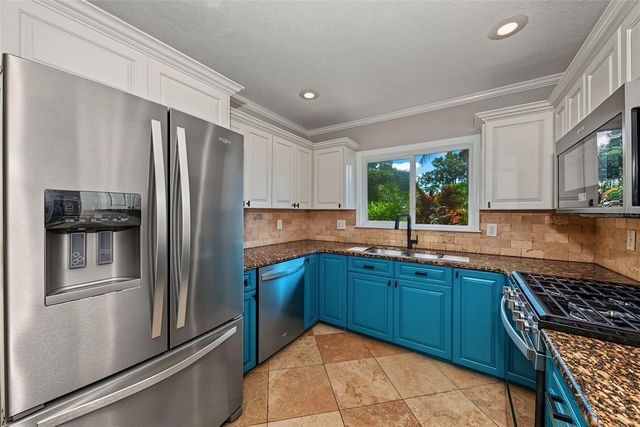 1616 INDIAN ROCKS ROAD, Belleair, FL 33756