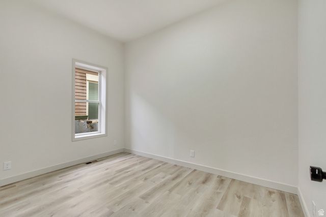 915 W 300 S, Salt Lake City, UT 84104